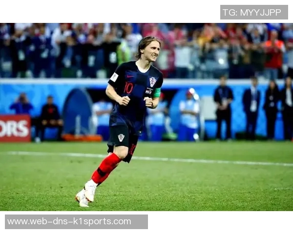 莫德里奇:从克罗地亚足球传奇到世界足坛的璀璨明珠 莫德里奇:从克罗地亚足球传奇到世界足坛的璀璨明珠